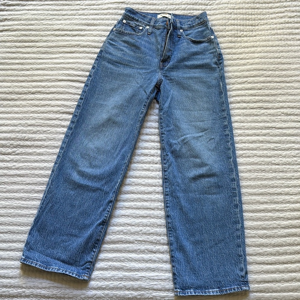 Madewell - the perfect vintage wide leg crop jeans